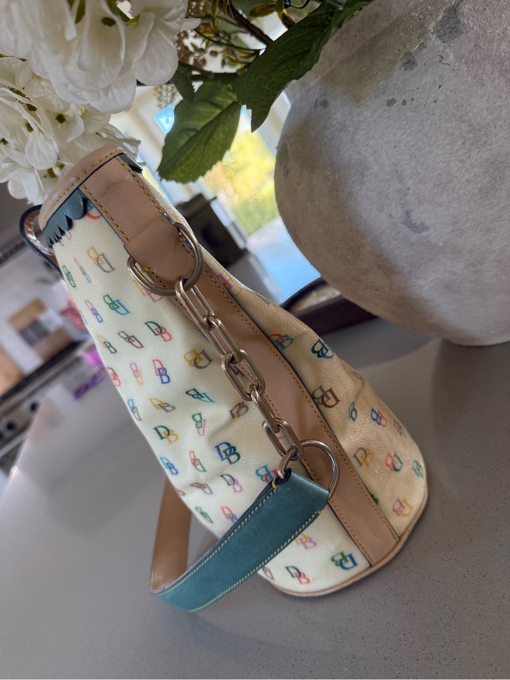 Dooney & Bourke vintage color monogram shoulder bag - Picture 8 of 15
